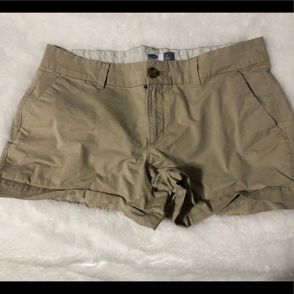 Old Navy khaki shorts - Picture 1 of 2